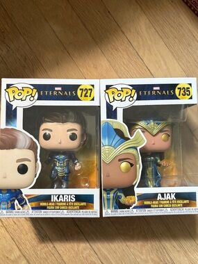 MARVEL Funko Marvel Pop! Ikaris & Ajak - Vinyl Bobble-Head Figures